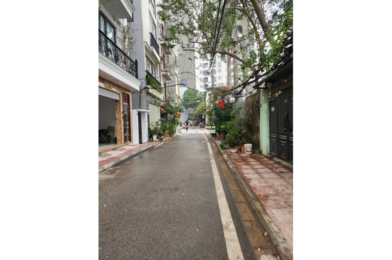 BÁN NHÀ PHÔ NGÔ GIA TỰ - LONG BIÊN, 6 TẦNG THANG MÁY, GARA Ô TÔ, KINH DOANH. GIÁ 11,5 TỶ